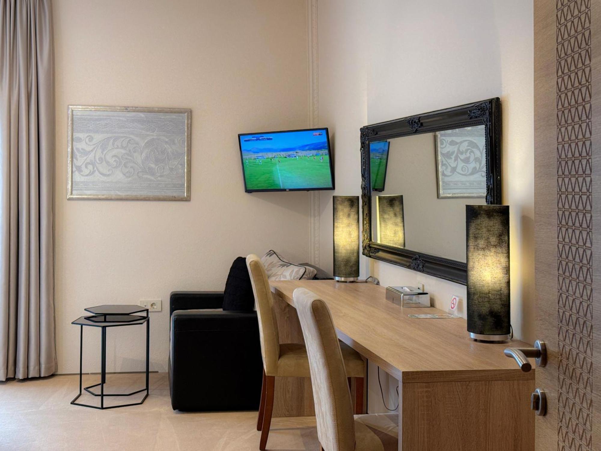 Shangri La Mansion Mostar Luaran gambar